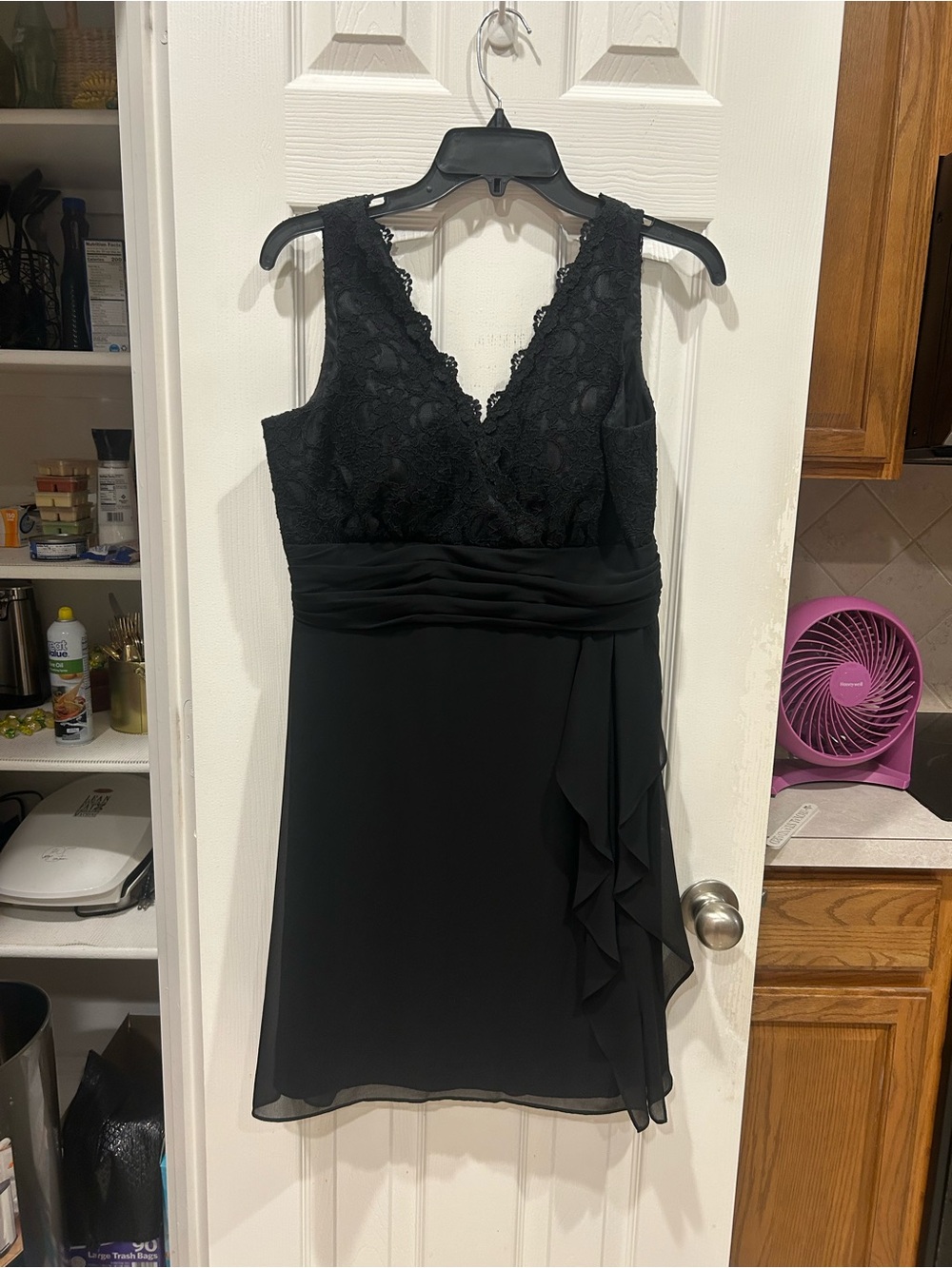 Jessica Howard Black Lace V-Neck Cocktail Dress 10 petite